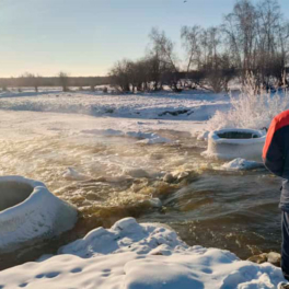 В Якутии прорвало дамбу во время сброса воды