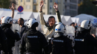 В Сербии задержали 37 участников беспорядков у парламента в Белграде