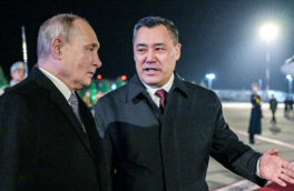 Путин отметил успешное развитие отношений России и Киргизии
