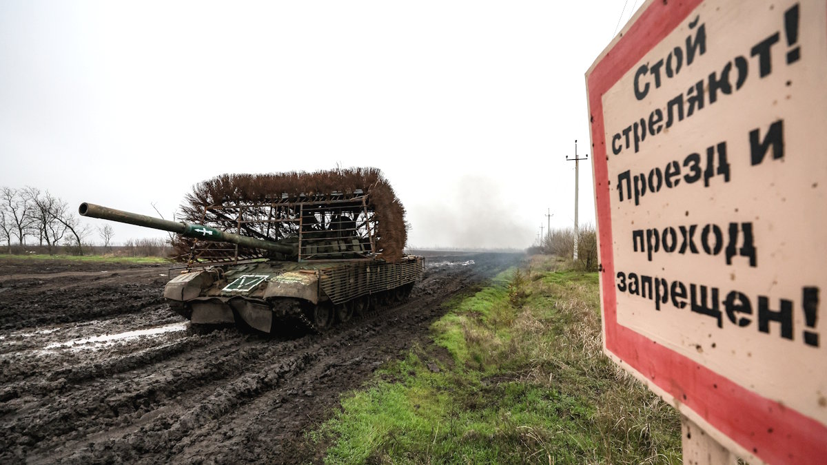Российский танк Т-72 в зоне СВО (архивное фото)