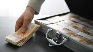 У пенсионера из Москвы украли 48 млн руб. под предлогом замены счета