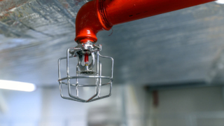 Российский ученый создал интеллектуальную систему пожаротушения для автосервисов