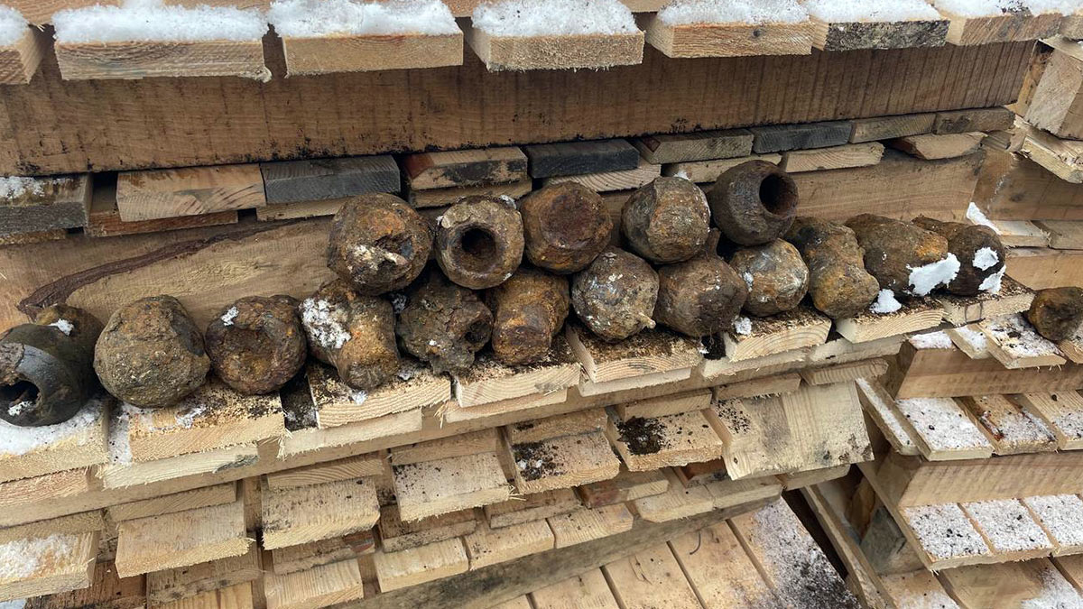 Бойцы Росгвардии обезвредили 21 боеприпас в центре Челябинска