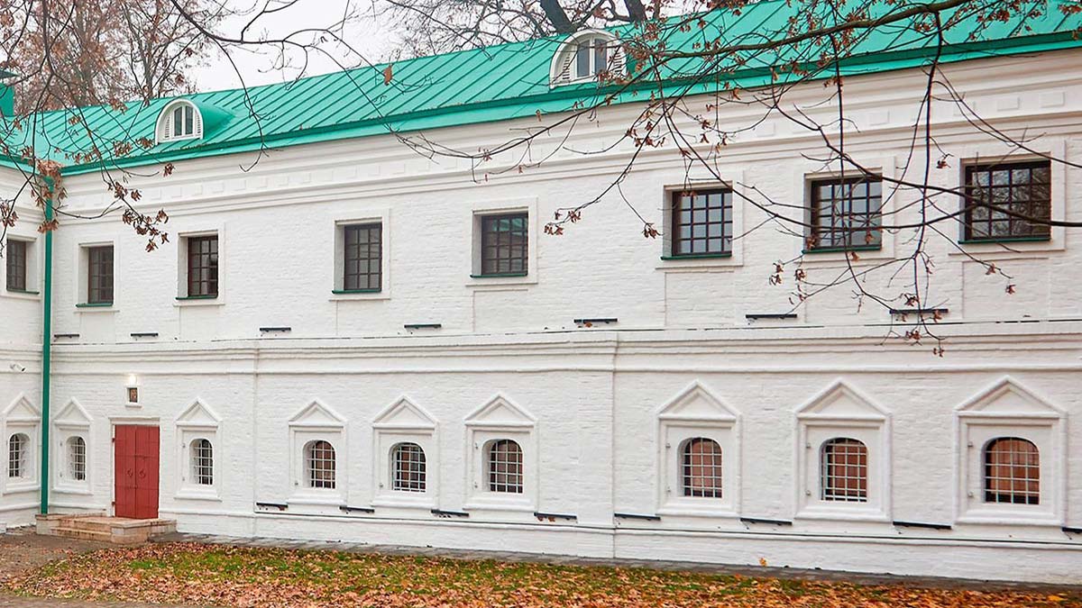 Завершилась реставрация Сытного двора в Коломенском
