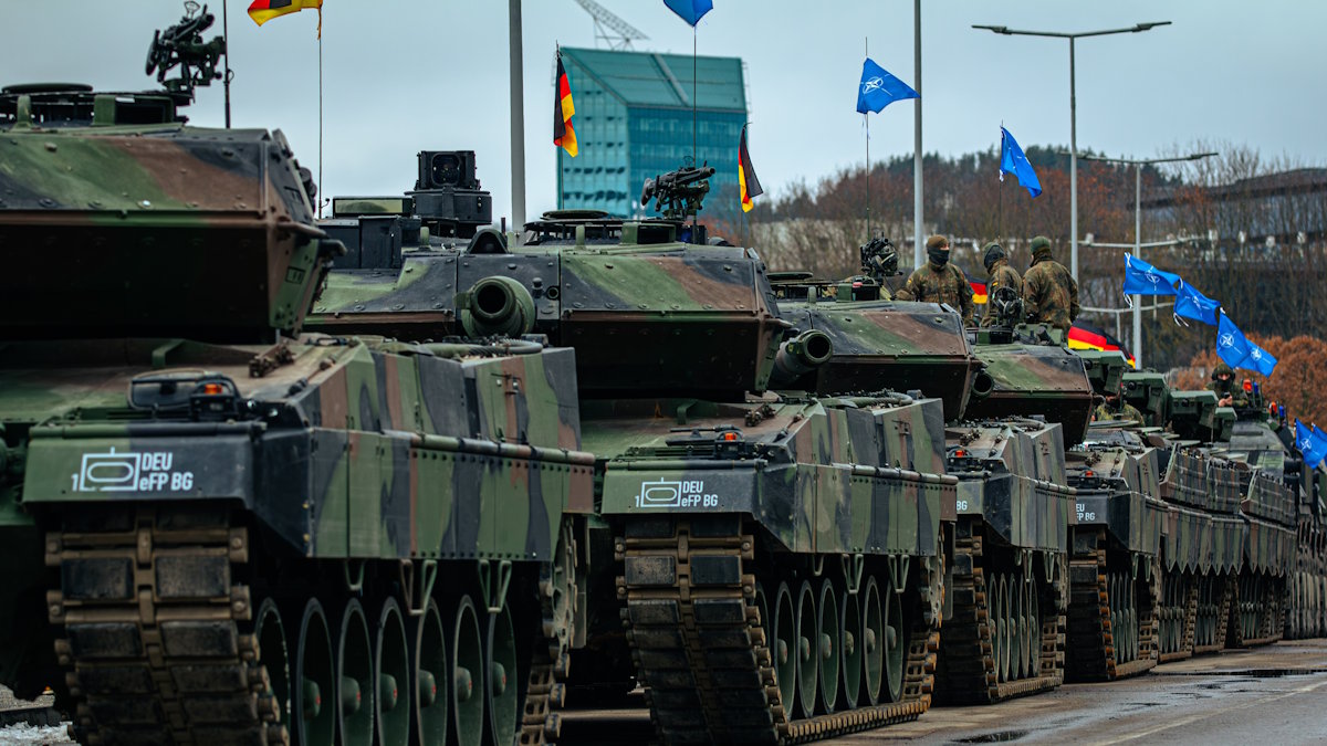 Литва и еще семь стран договорились обеспечивать военную мобильность в Европе