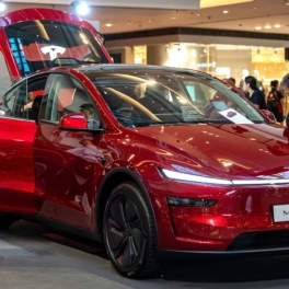 В Китае представили самую дальнобойную Tesla Model Y