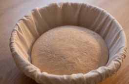 Что добавить в бездрожжевое тесто, чтобы оно наверняка поднялось: секрет пышной выпечки