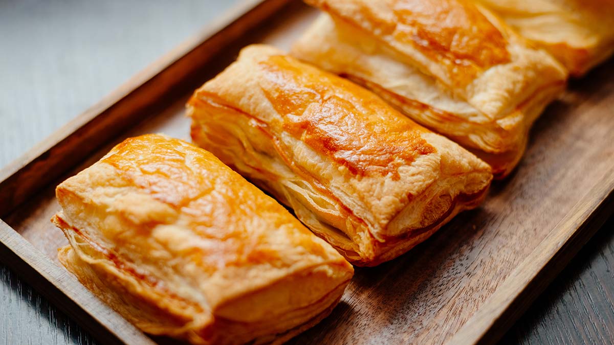 Что добавить в слоеное тесто