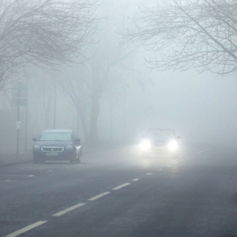 В Москве и Подмосковье ожидается туман – водителей и пешеходов призывают быть осторожными и внимательными