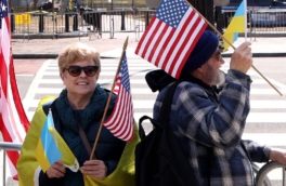 В марте 200 тыс. беженцев из Украины могут потерять право на пребывание в США