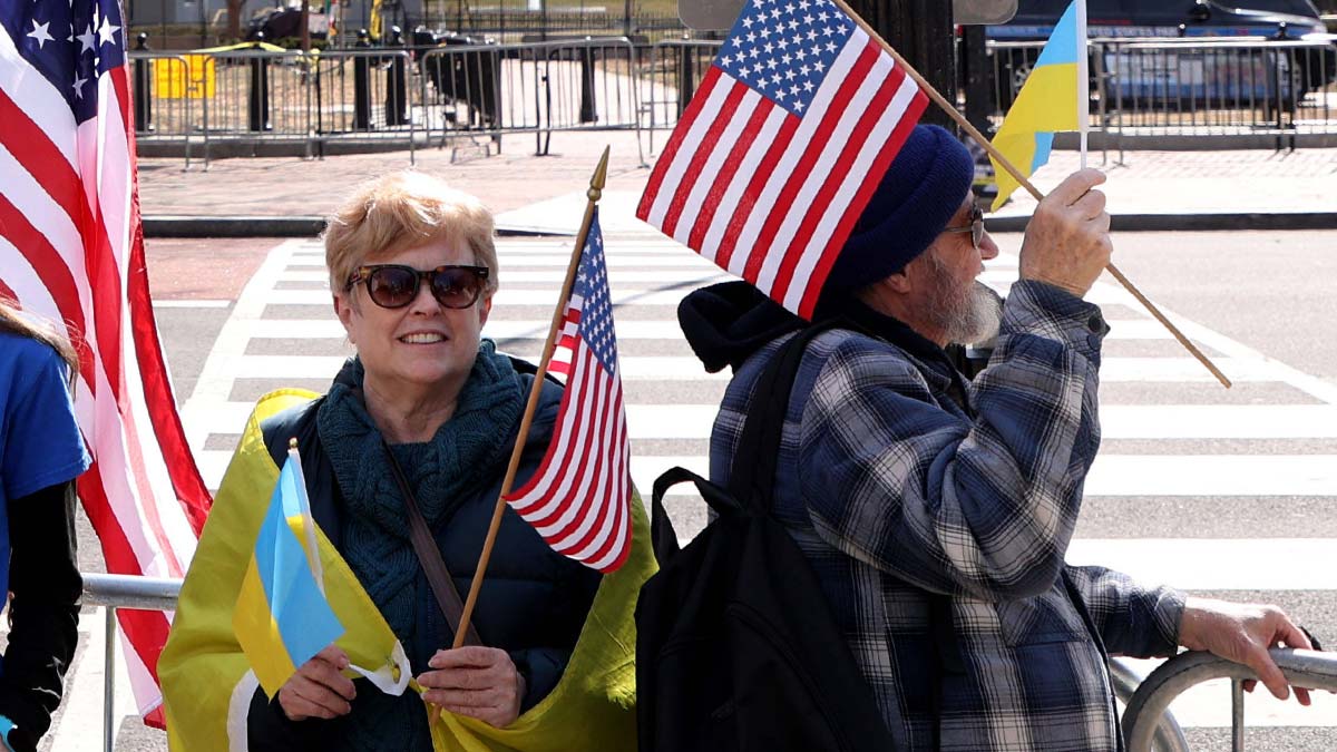Украинцы могут потерять правовой статус в США
