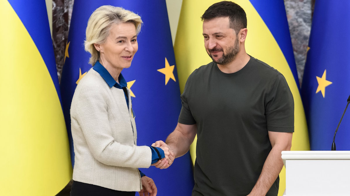 Глава Еврокомиссии Урсула фон дер Ляйен и Владимир Зеленский (архивное фото)