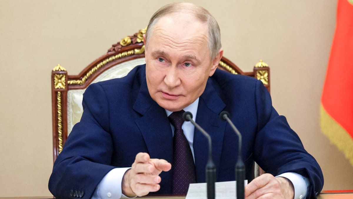 Путин поручил проработать возможную подготовку испытаний ЯО