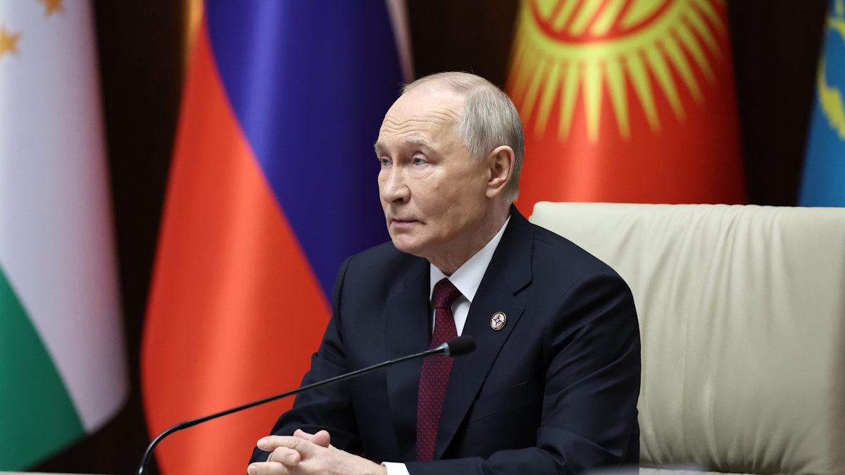 Президент РФ Владимир Путин на заседании Совета коллективной безопасности ОДКБ