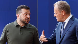 Туск потребовал у Зеленского сведения об украинцах, связанных с инцидентами на железной дороге