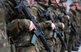 Генсек НАТО призвал готовиться к конфронтации с Россией