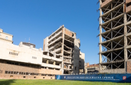 Вучич рассказал об инвестициях США в отель Трампа на месте генштаба Югославии