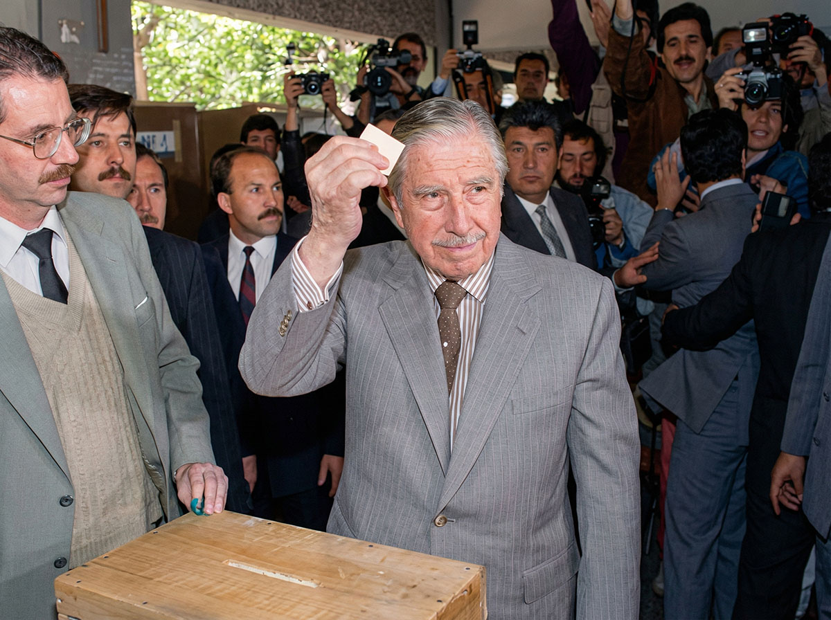 Аугусто Пиночет плебисцит