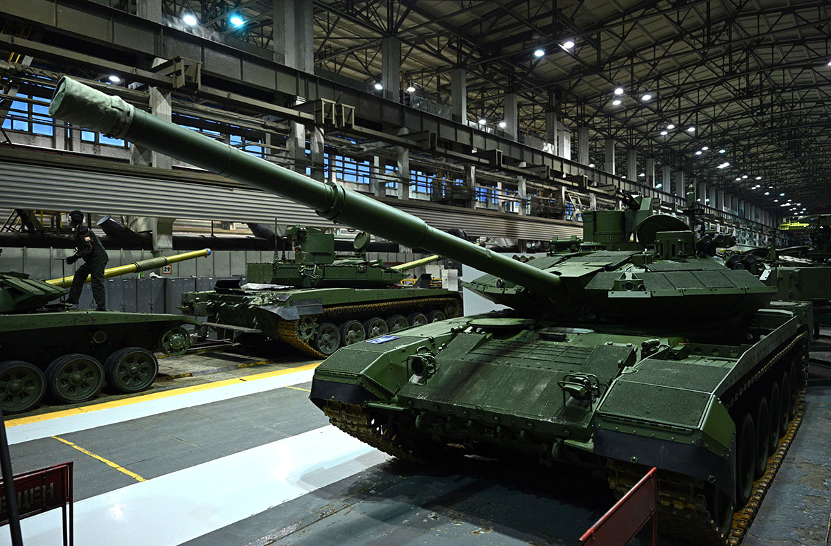 Производство танков на "Уралвагонзаводе"