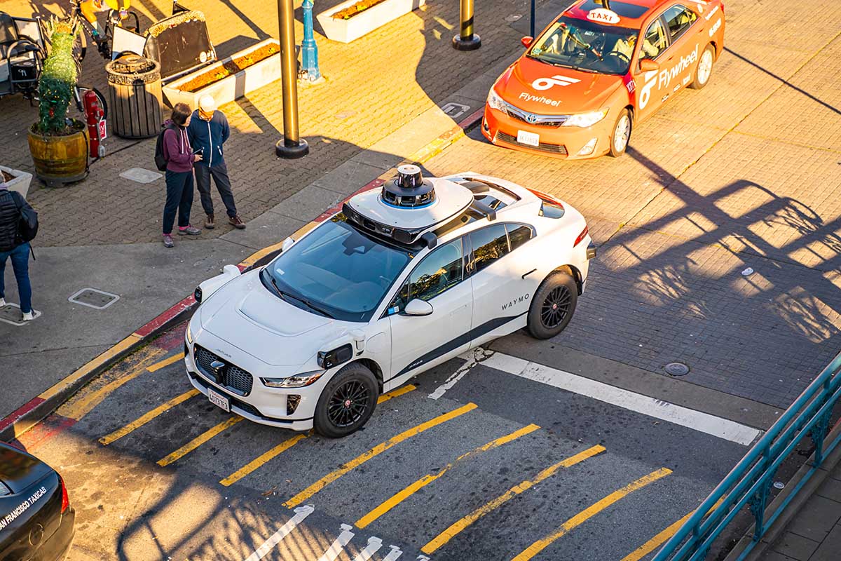 Waymo беспилотное такси