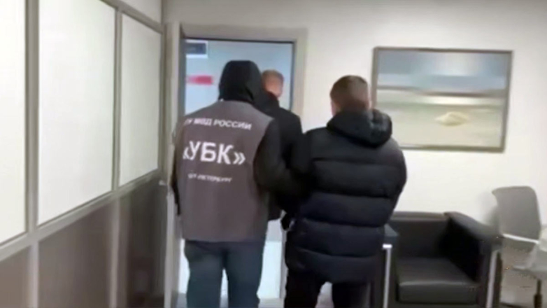 Крупный центр техподдержки звонивших россиянам украинских мошенников ликвидировали сотрудники МВД и ФСБ