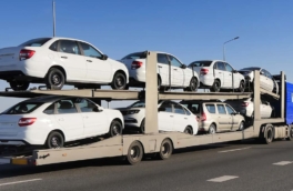 В РФ в ноябре ввезли рекордное число автомашин за 13 месяцев