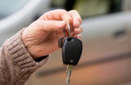 "Бабушкина схема" при продаже авто: как не стать жертвой мошенников