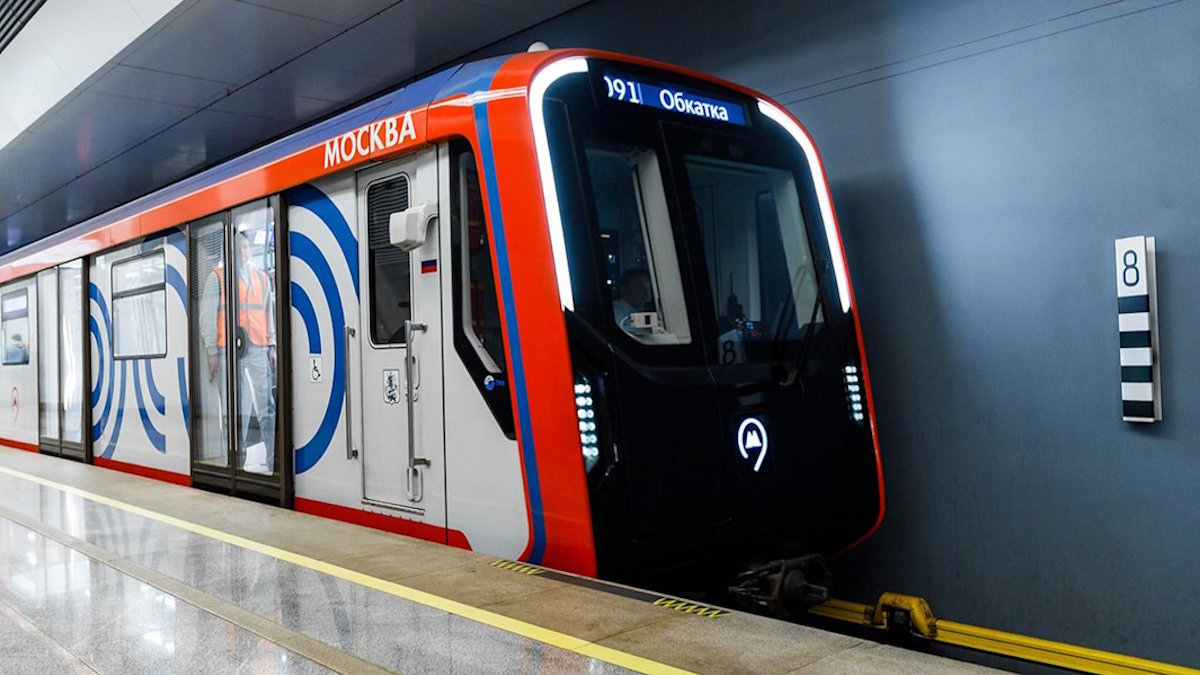 Беспилотный поезд метро вышел на испытания