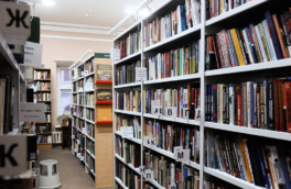 В России начнут маркировать книги Ремарка и Стейнбека