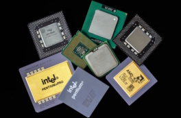В США на Intel и AMD подали в суд за то, что их чипы используют в российских ракетах
