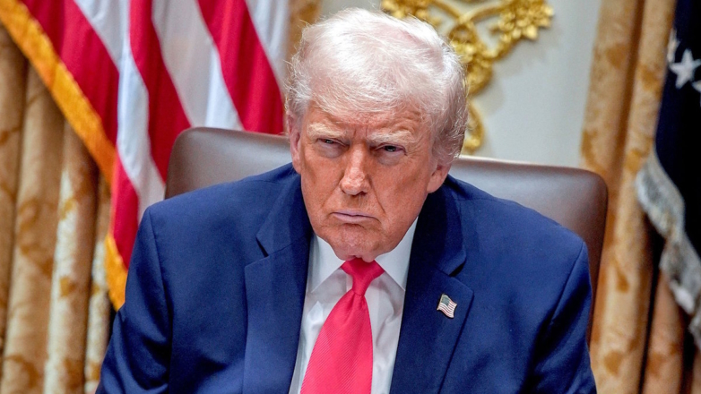 "Не способствует переговорам": Трамп возмутился воздушной атакой ВСУ на резиденцию Путина