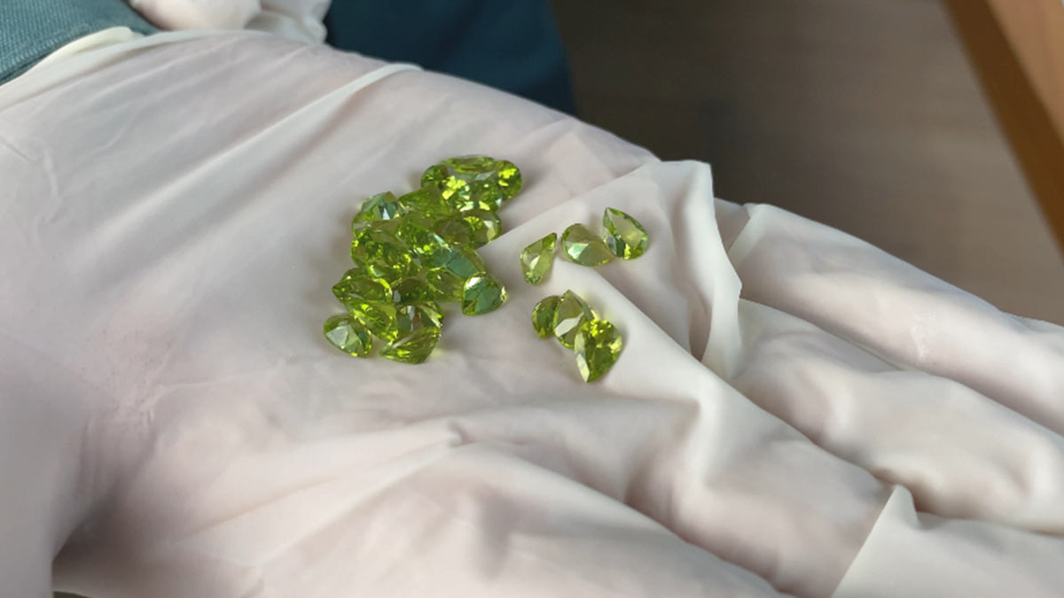 Контрабанду драгоценных камней из Индии пресекли южнороссийские таможенники