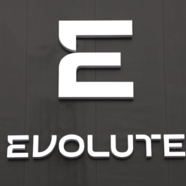 Evolute i-Joy второго поколения вышел на российский рынок