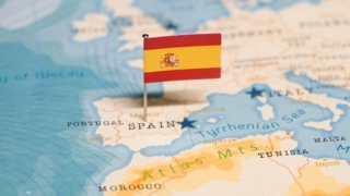 Испания может ограничить въезд по российским 5-летним загранпаспортам вслед за другими странами ЕС