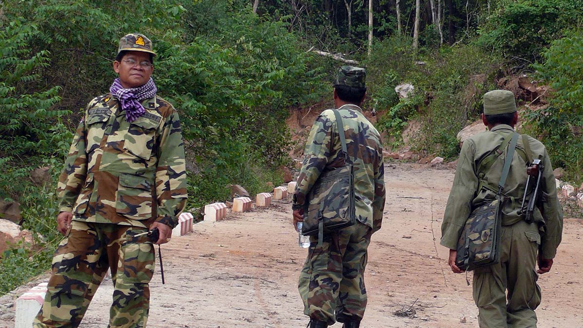 Камбоджа закрыла все пограничные переходы с Таиландом