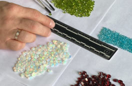 Бизнесмен из Ростова-на-Дону отправил себе контрабандой драгоценные камни из Индии на 3,4 млн руб.