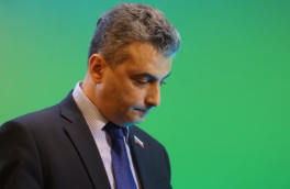 Зампреда "Яблока" Шлосберга внесли в перечень террористов и экстремистов