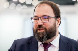 Россия вышла на исторический максимум по темпам цифровизации, заявил Шадаев