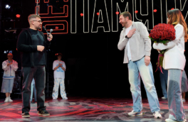 На мюзикле Басты "Любовь без памяти" прозвучало предложение руки и сердца