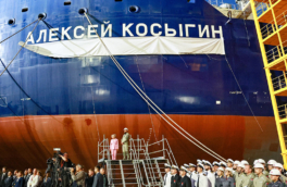 Первый полностью российский арктический танкер-газовоз построили в Приморском крае