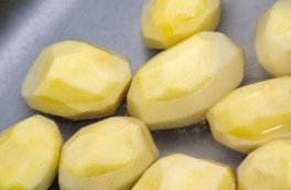 Как очистить килограмм картофеля за 5 минут: секрет шеф-поваров