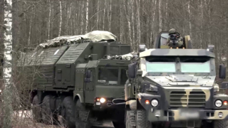 Минобороны впервые показало ракетный комплекс "Орешник"