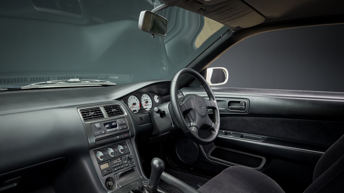 Праворульный автомобиль