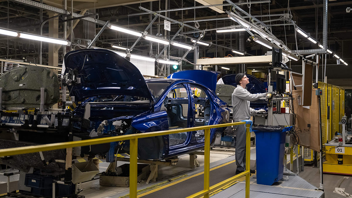 АвтоВАЗ возвращается к пятидневке