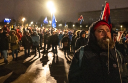 Массовая антиправительственная акция прошла в Братиславе