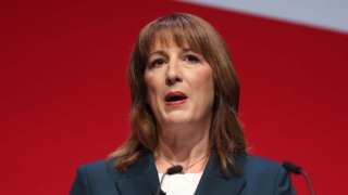 Главе Минфина Великобритании запретили приходить в один из ее любимых пабов по одной причине