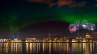 Синоптики подтвердили прогноз о ярких полярных сияниях в новогоднюю ночь