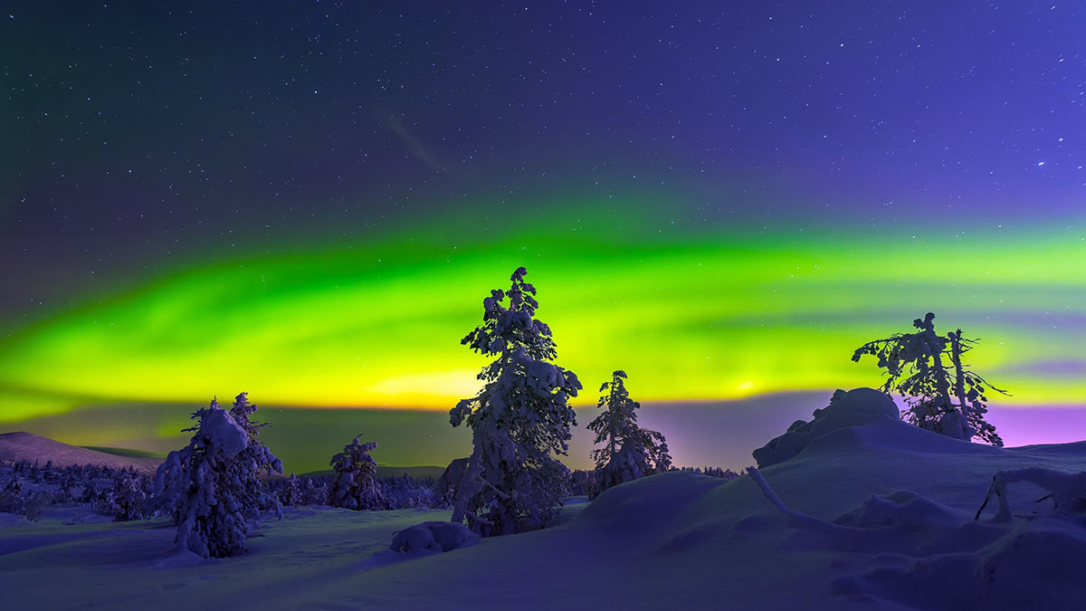 Подтверждаются полярные сияния и слабые магнитные бури в новогоднюю ночь