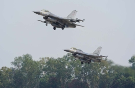 Истребители F-16 ВВС Таиланда нанесли удар по военному объекту Камбоджи