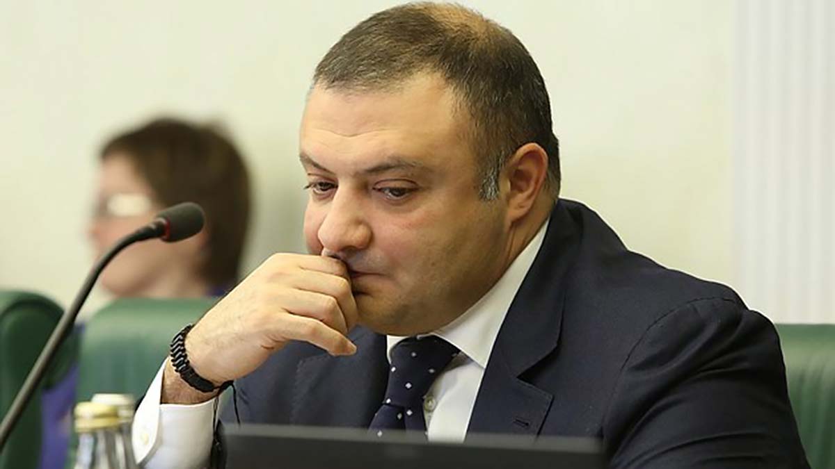 Экс-сенатор от Костромской области Александр Тер-Аванесов